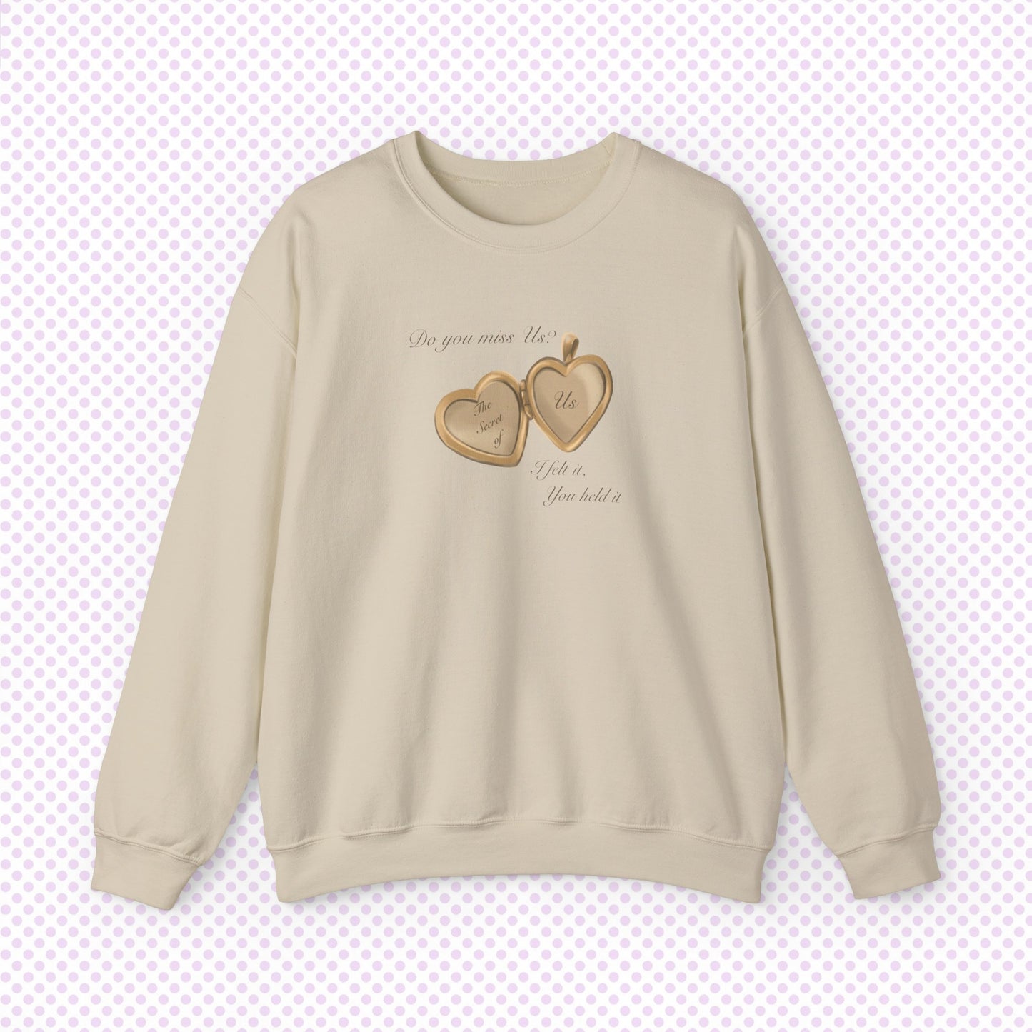 Us Locket Crewneck